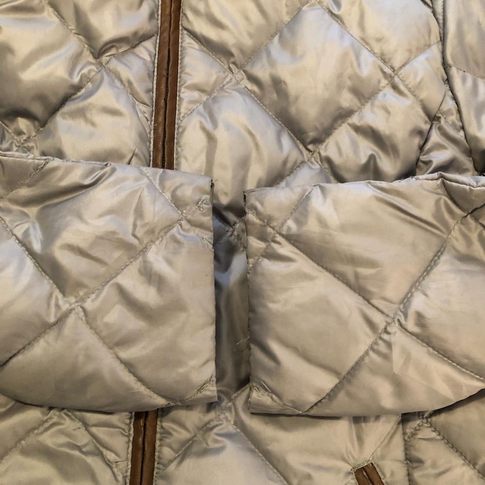 Lauren Ralph Lauren down hooded jacket. Size small. - Picture 8 of 16